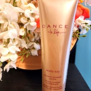 Mary Kay Dance to Life Radiant Shimmer Lotion